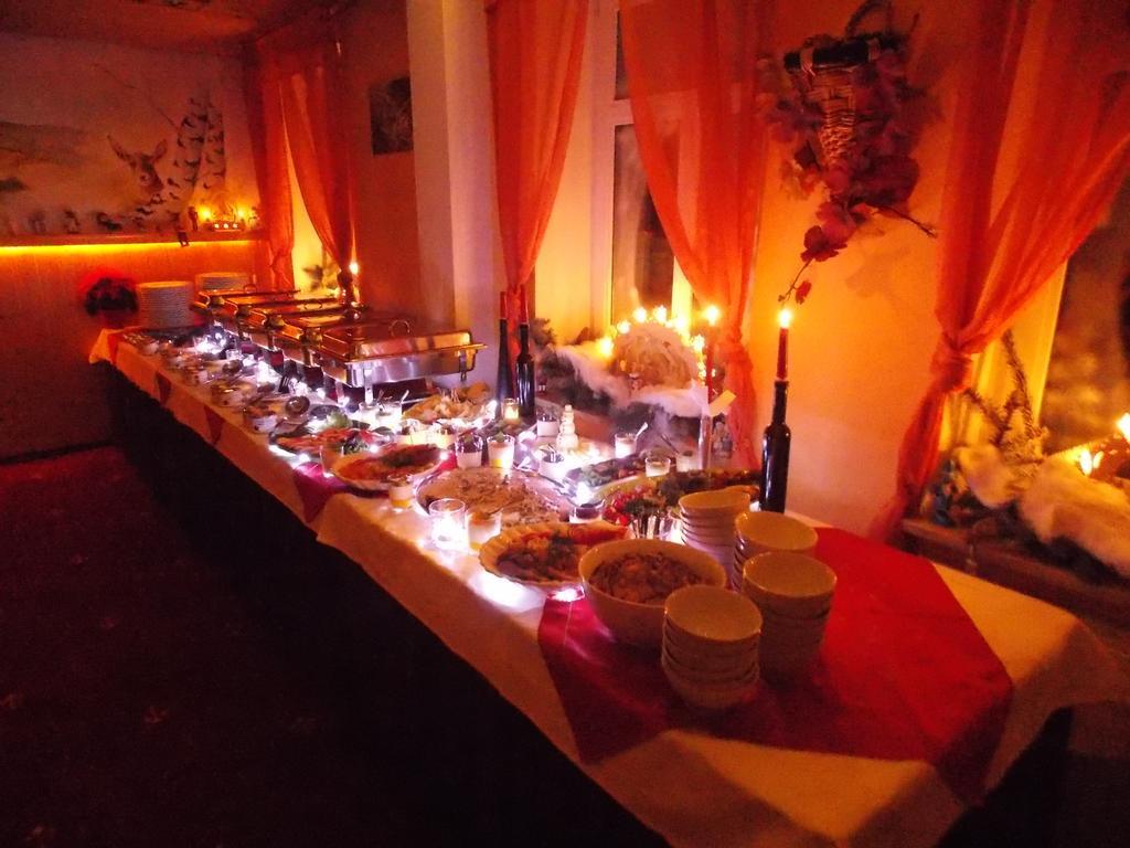 Landhotel Weisses Roess'L Adorf Екстериор снимка